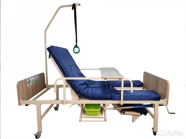 Медицинская кровать