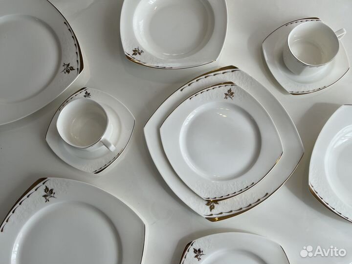 Новый набор посуды 12 предметов