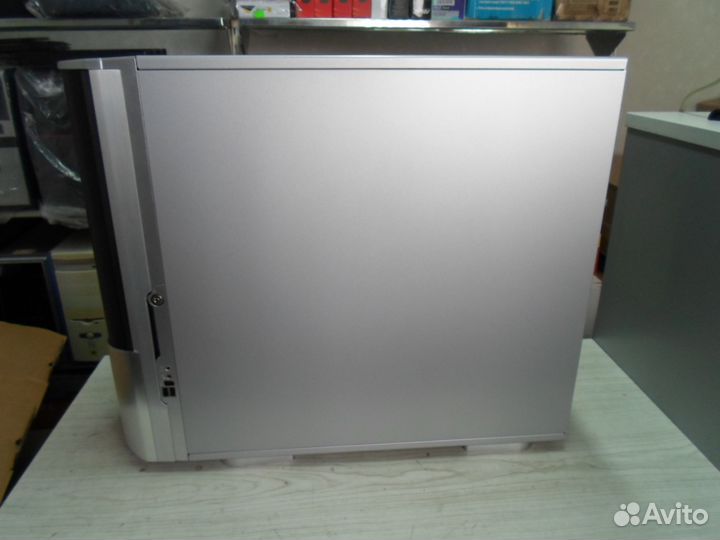 Новый корпус Thermaltake Eureka Silver Обмен