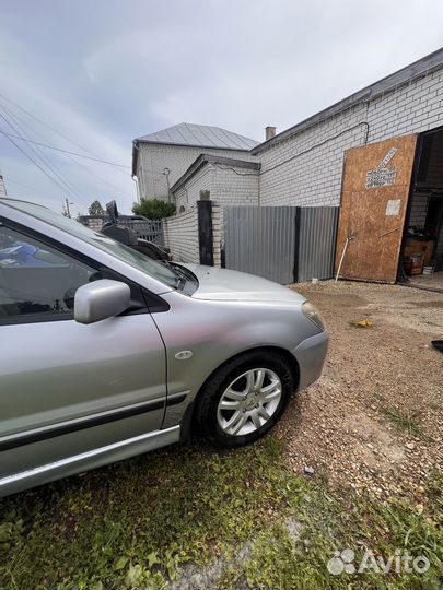 Mitsubishi Lancer 1.6 AT, 2003, 225 000 км