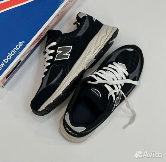 Кроссовки new balance 2002r