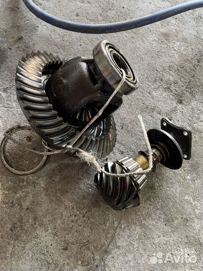 Редуктор заднего моста газ крайслер