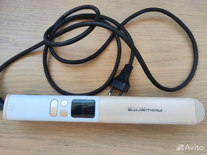 Выпрямитель волос Rowenta Attitude CF7150D2 White