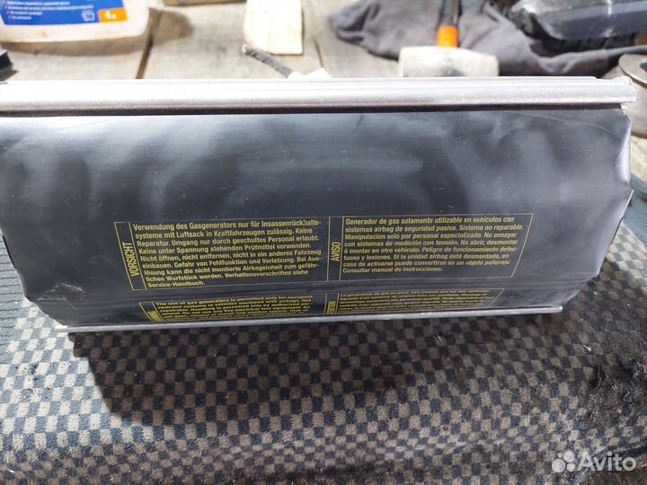 Подушка безопасности bmw