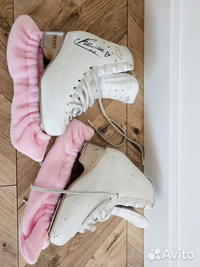 Фигурные коньки edea chorus