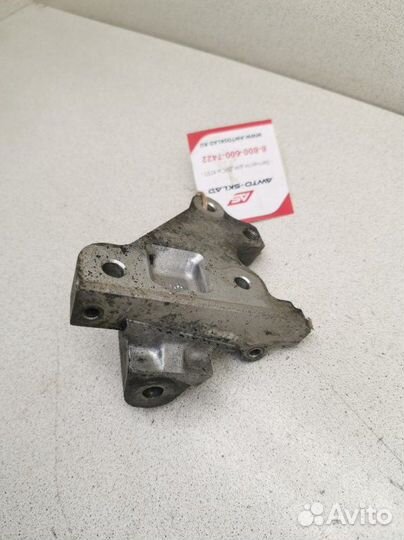 Кронштейн генератора Toyota Corolla AE100 5AFE