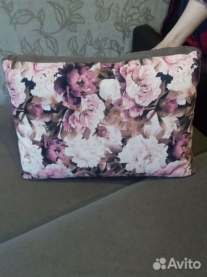 Подушки для дивана