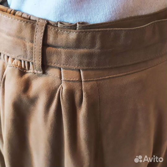 Куртка кожаная и юбка кожаная (L ) Италия