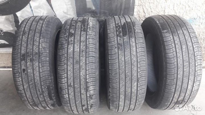 Michelin Latitude Tour HP 235/60 R18