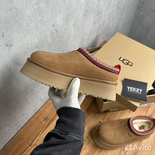 Женские Тапочки Ugg Tazz Platform Chestnut