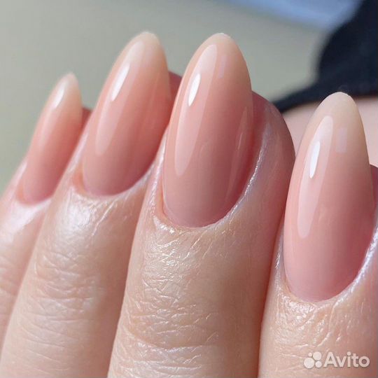 Маникюр, педикюр, наращивание ногтей