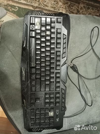 Игровая механическая клавиатура