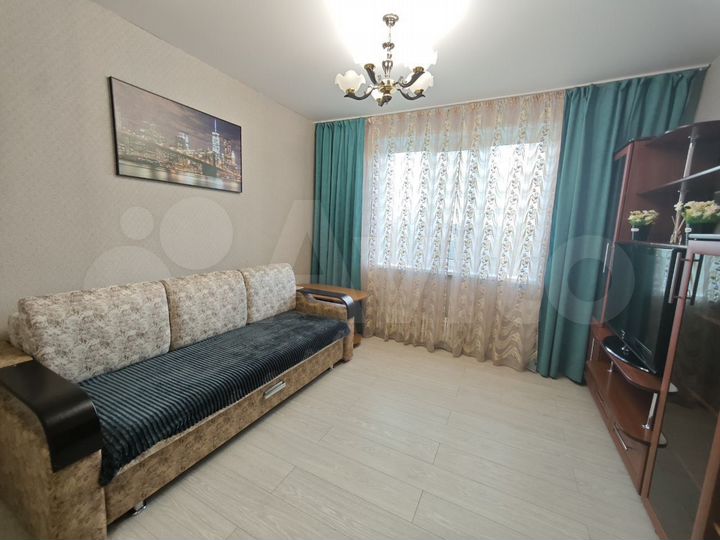 2-к. квартира, 40 м², 2/10 эт.