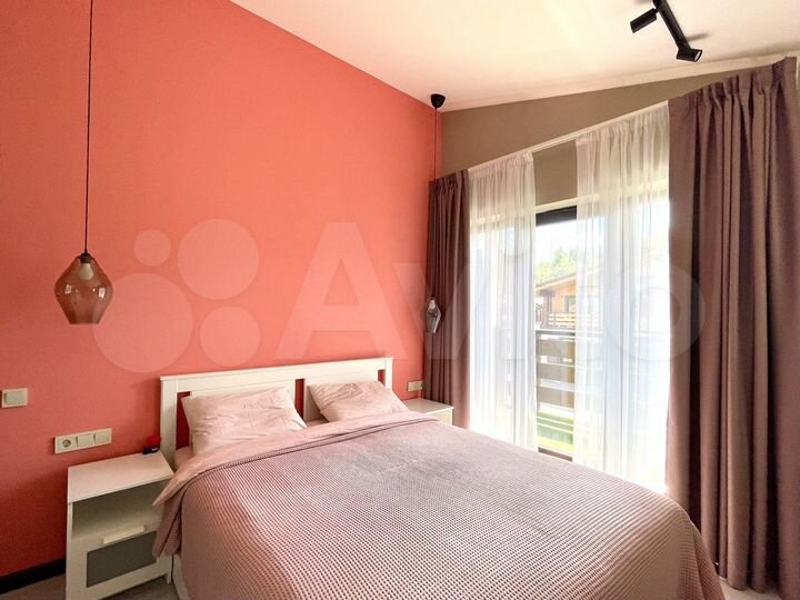 Таунхаус 120 м² на участке 4 сот.