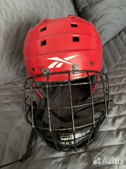 Хоккейный шлем reebok