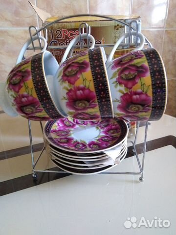 Фарфоровый чайный набор 