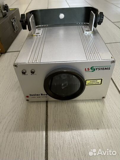 Лазерный проектор, светомузыка