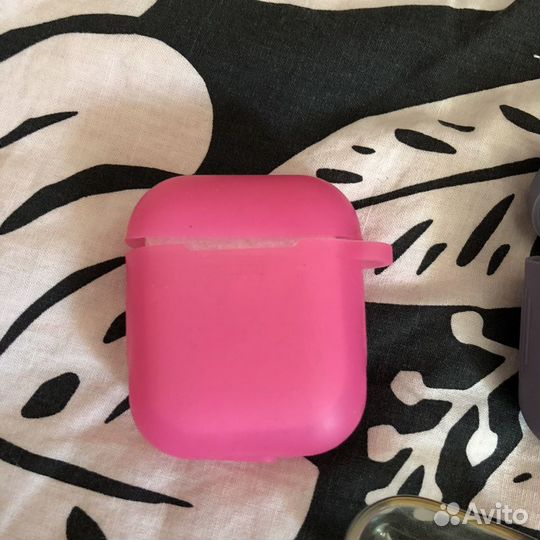 Чехлы на Airpods 2