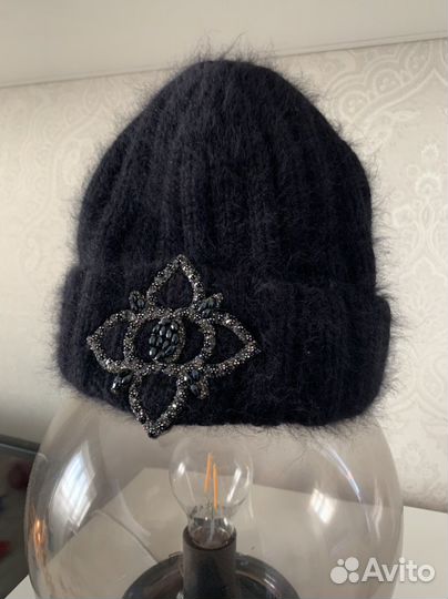 Шапка Tavitta из ангоры с декором