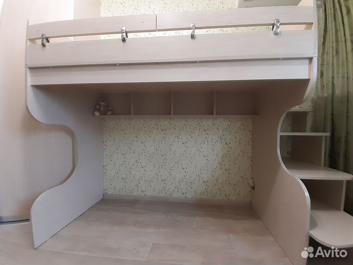 Продам кровать-чердак