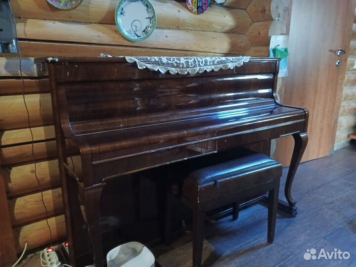 Пианино/Стул для пианино