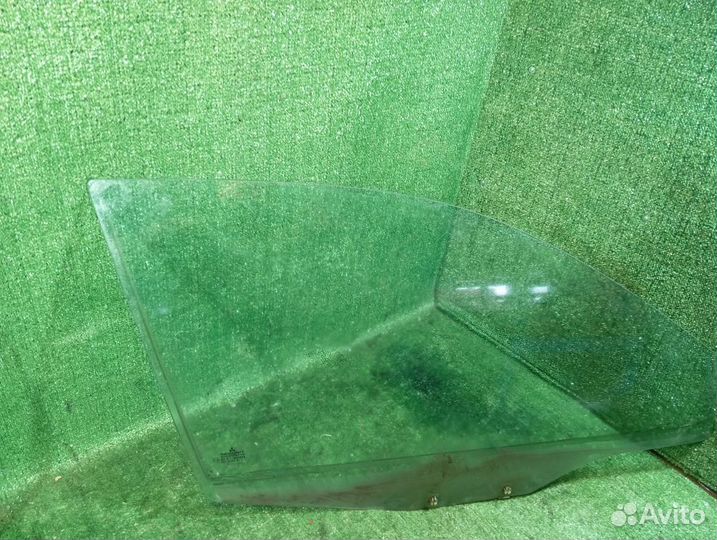 Стекло двери Mitsubishi Carisma