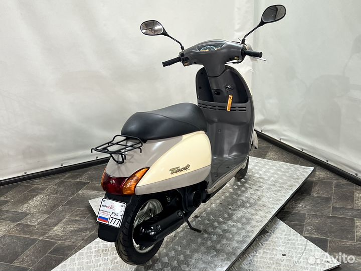 Скутер Honda Tact