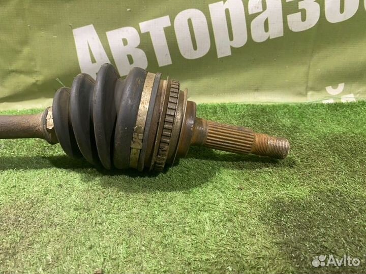 Привод левый Toyota Vista SV40 4S-FE