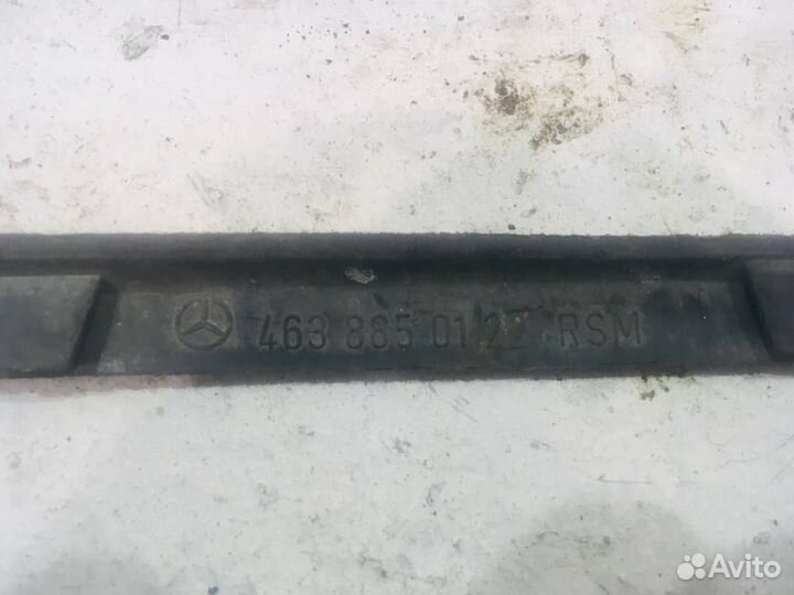 Накладка противотуманной фары правой Mercedes W463 G