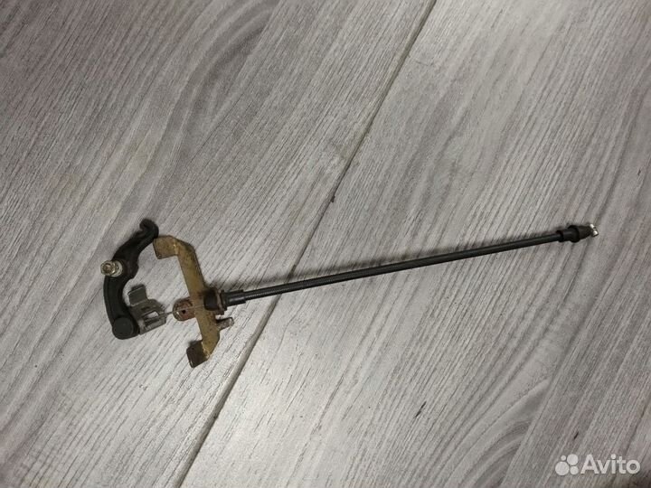 Gilera runner VXR FXR 180 механизм лючка бака