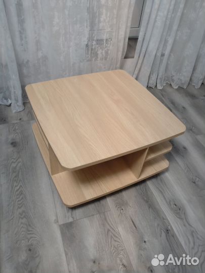 Журнальный столик