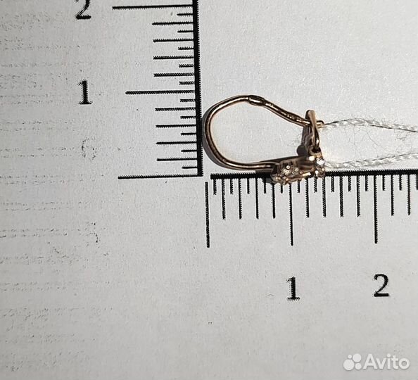 Золотые серьги с фианитом