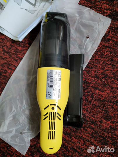 Ручной автомобильный пылесос karcher