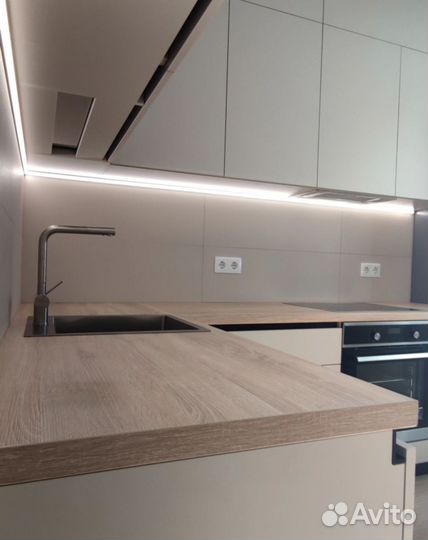 Кухни и шкафы на заказ