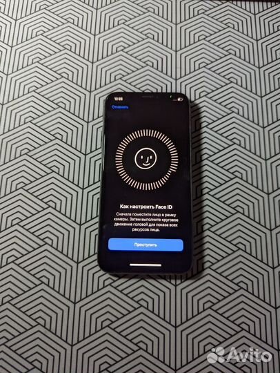 iPhone X, 64 ГБ