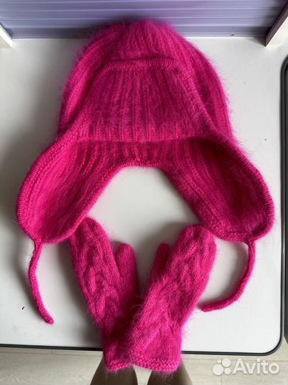 Новый комплект шапка, варежки