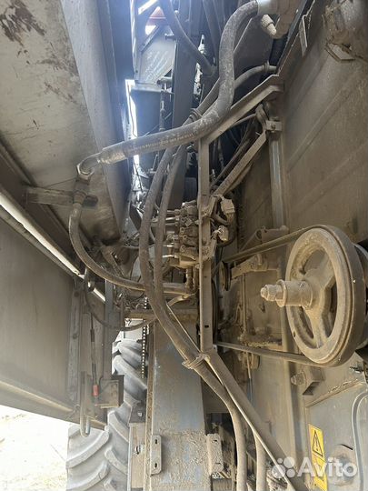 Комбайн Ростсельмаш Vector 410, 2010