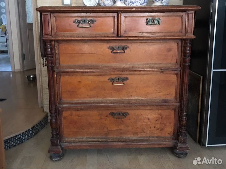Комод деревянный старинный