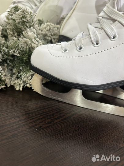 Коньки фигурные