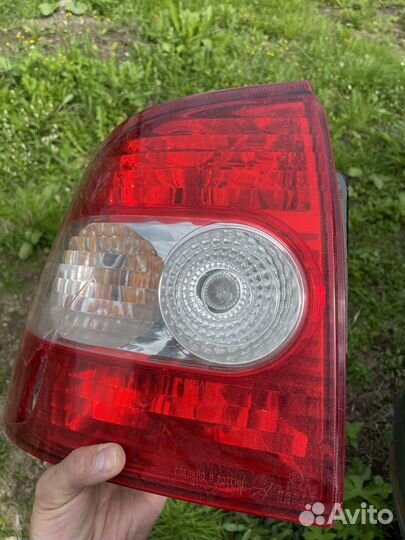 Задний фонарь на priora(левый)
