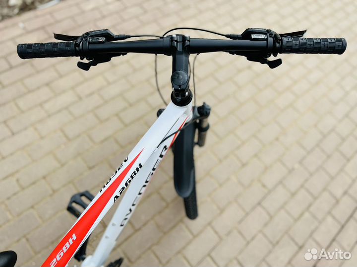 Велосипед Avenger A268H. 26”K 18”P. Идеал