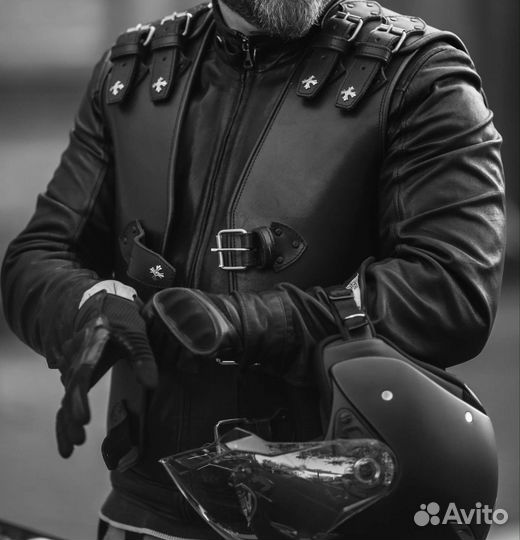 Байкерский жилет