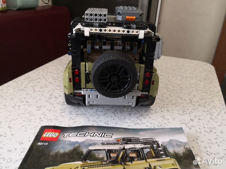 Lego Technic 42110 land rover defender