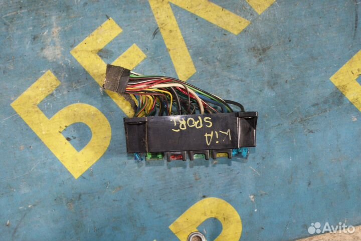 Колодка предохранителей KIA Sportage