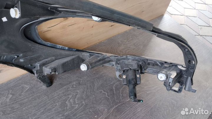 Крыло переднее левое BMW X5 E70 рест. E70 2011