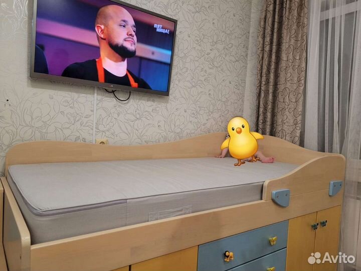 Детская кровать-чердак (кровать-комод) матрасом