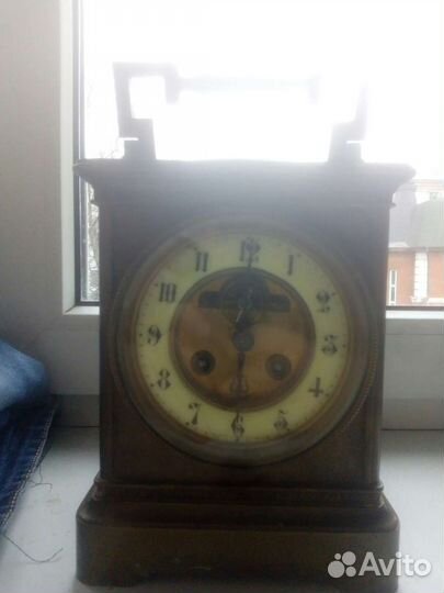 Старинные часы,трофейные 1870