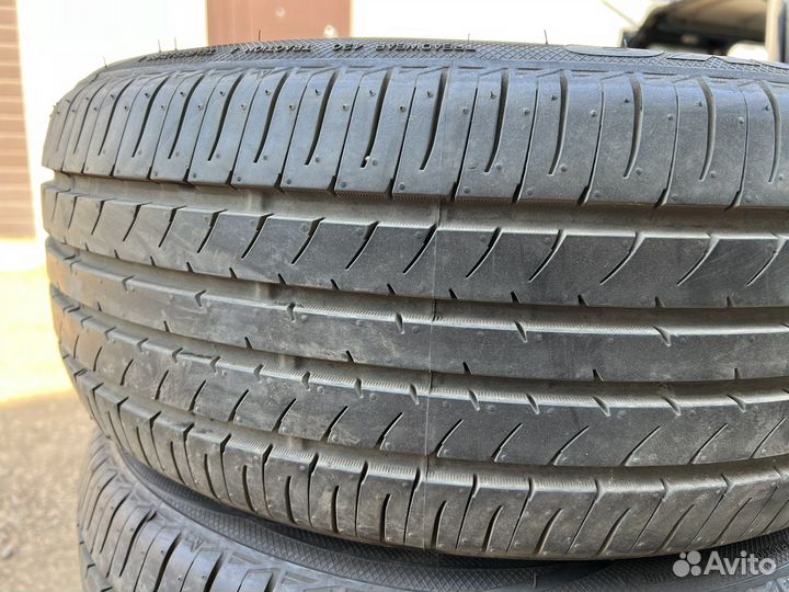Toyo NanoEnergy 3 Plus 215/45 R17