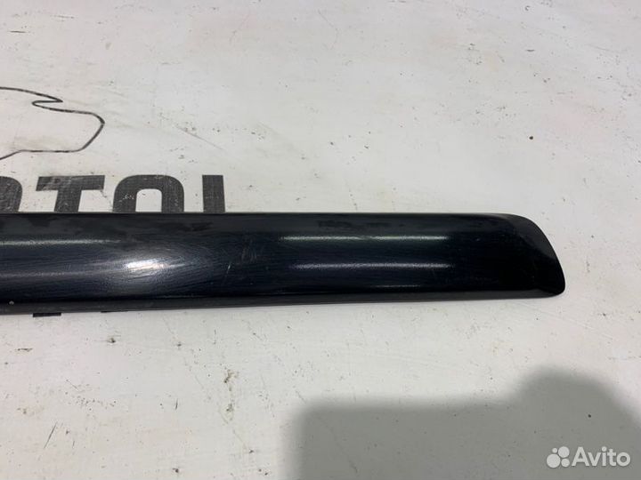 Накладка двери передняя левая Nissan X-Trail T30