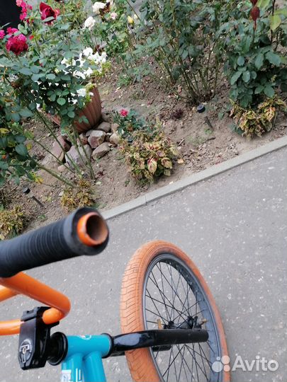 Трюковой велосипед BMX